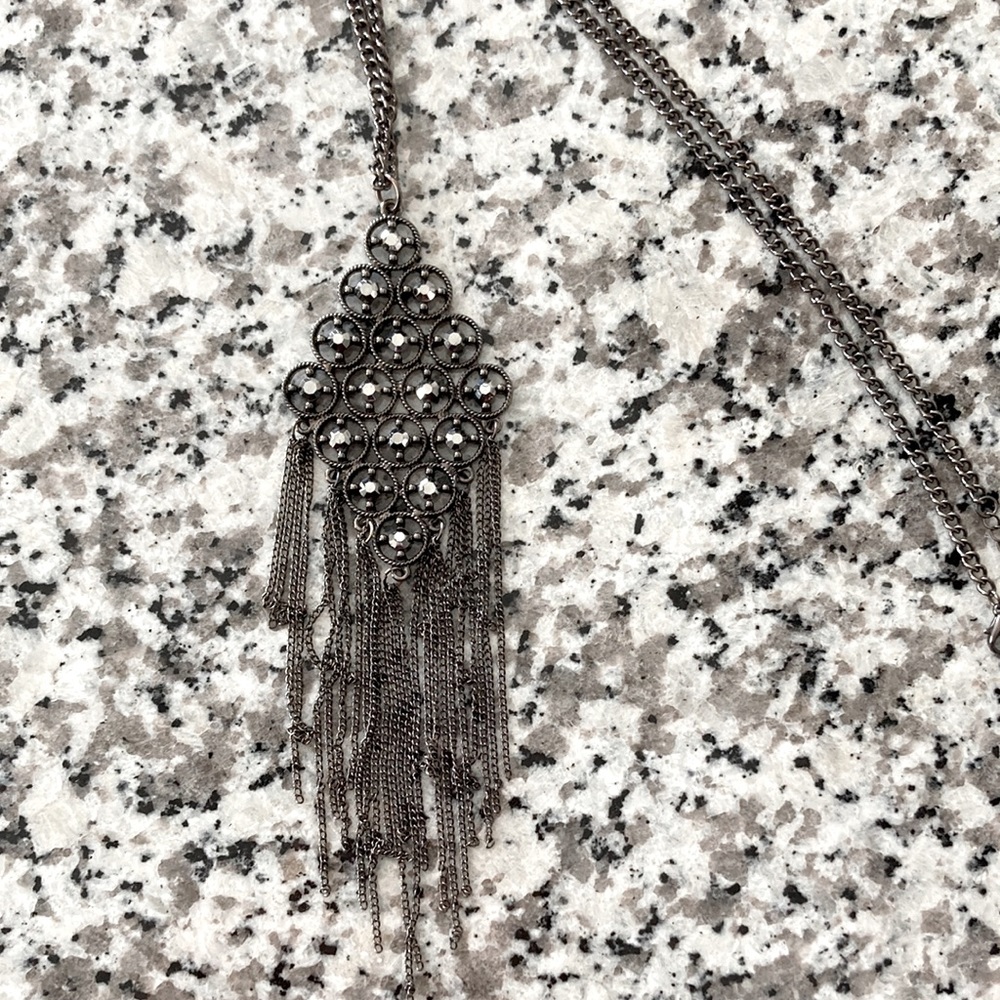 🆕Long Statement Necklace - Picture 3 of 3
